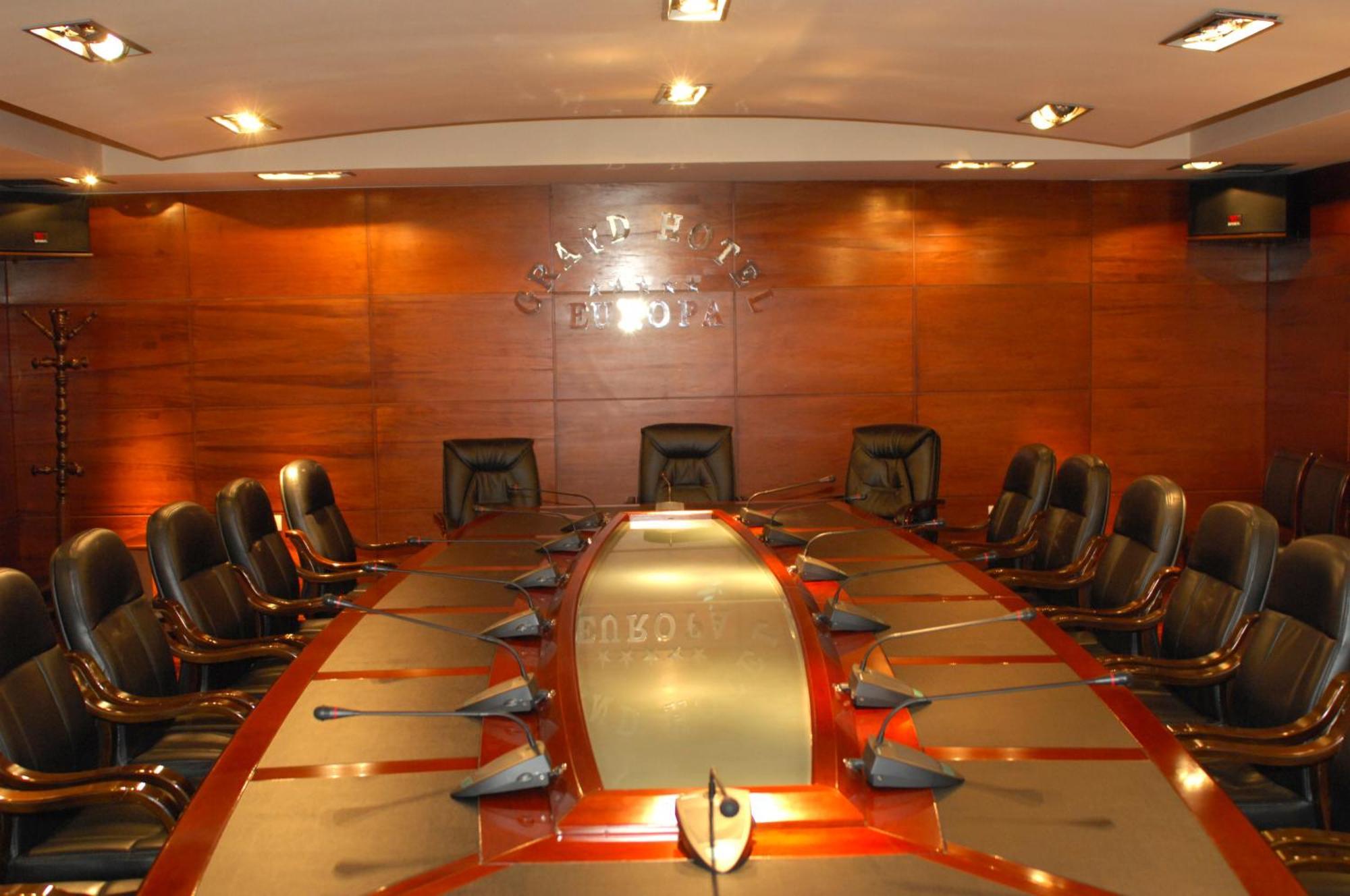 Grand Europa Hotel 5*